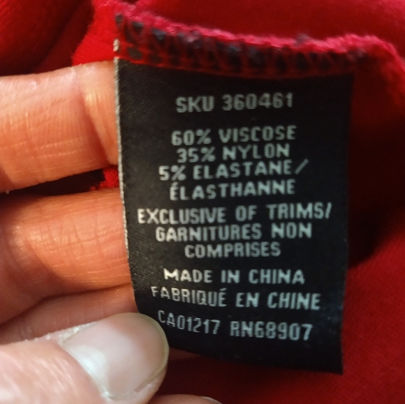 Size xs Red le chateau body cocoon dress - Picture 9 of 16